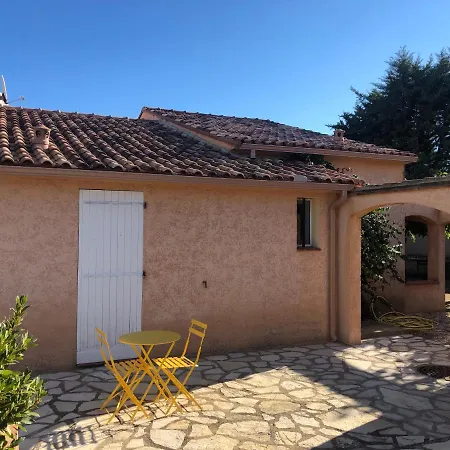 Au Mimosa - D'hote Le Laurier 3* Passa