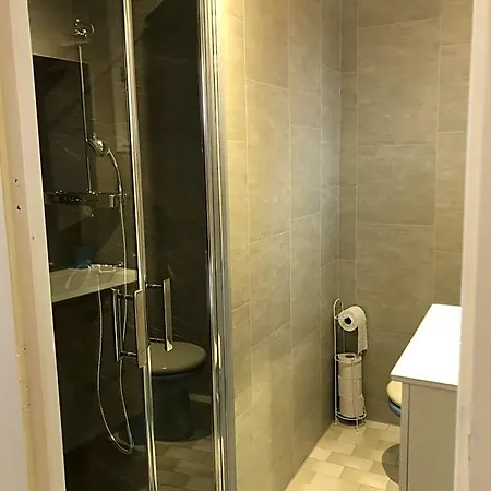 Au Mimosa - D'hote Le Laurier לינה וארוחת בוקר 3*
