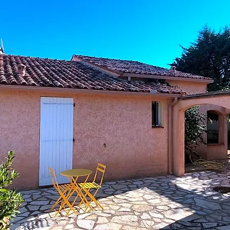 Au Mimosa - D'hote Le Laurier 3* Passa