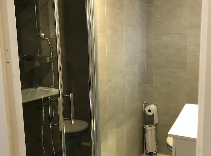 Frühstückspension Au Mimosa - D'hote Le Laurier 3*